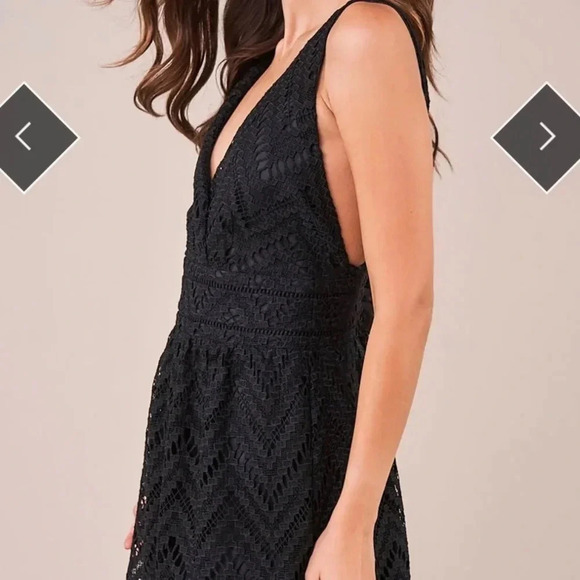 SUGAR+LIPS All My Love Women's Plunging Neck Lace Mini Dress  Black Pleats Small - Picture 4 of 13